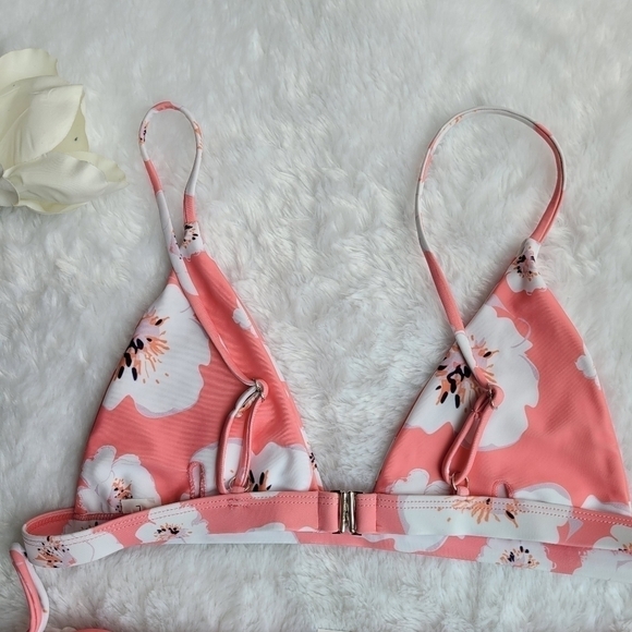 Women's Floral Bikini - Picture 3 of 8